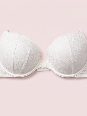 NWT Victoria’s Secret White Lace Bra Size 36C